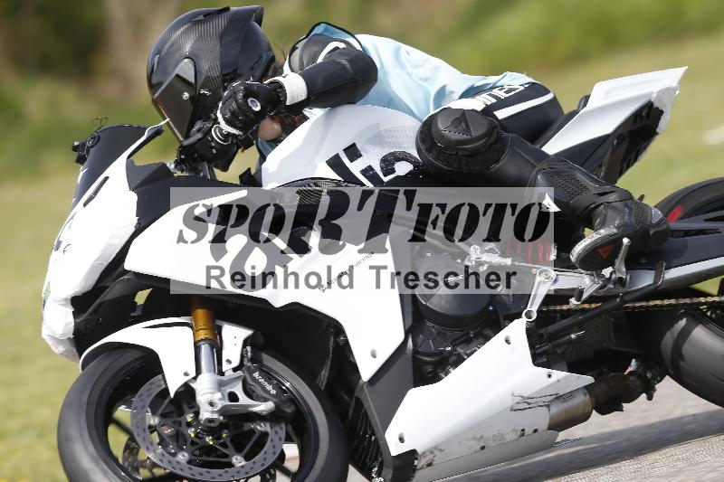/Archiv-2025/07 19.04.2025 Speer Racing ADR/Instruktorentraining/backside